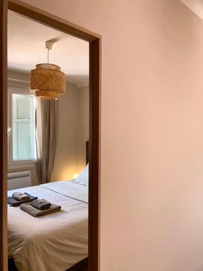 Appart Neuf Au Coeur Du Village De Collobrières 외부 사진
